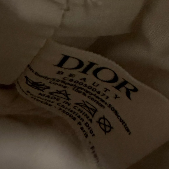 NIB DIOR VIP Mini Straw Bucket Bag - Picture 2 of 4